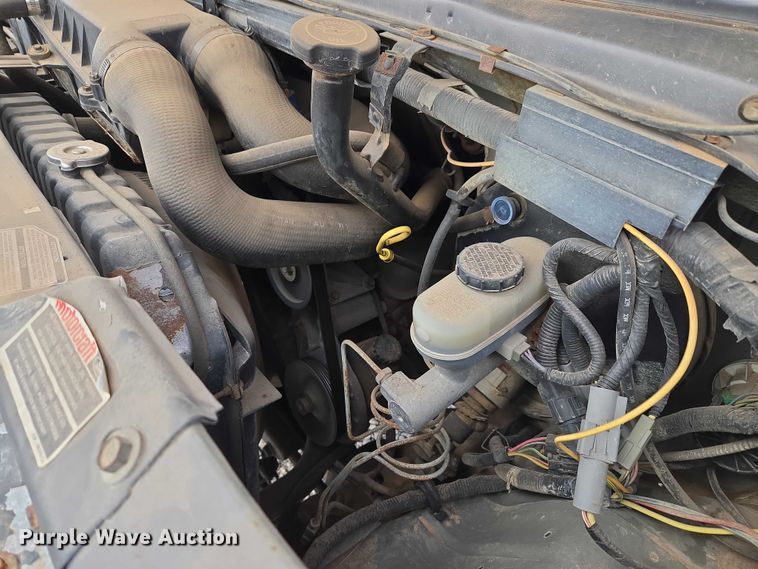 image for item ET5257 1991 Ford E150 Pathfinder van