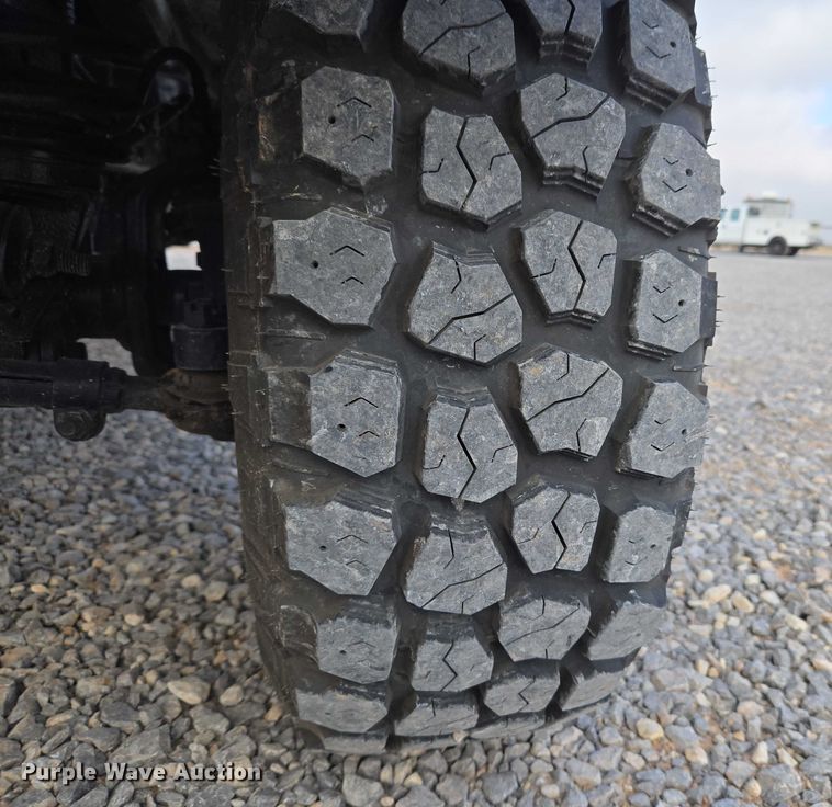 image for item ET5257 1991 Ford E150 Pathfinder van