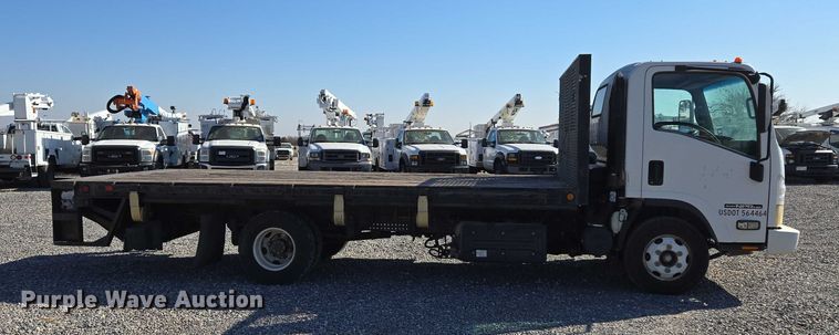image for item ET5259 2012 Isuzu NPR flatbed truck