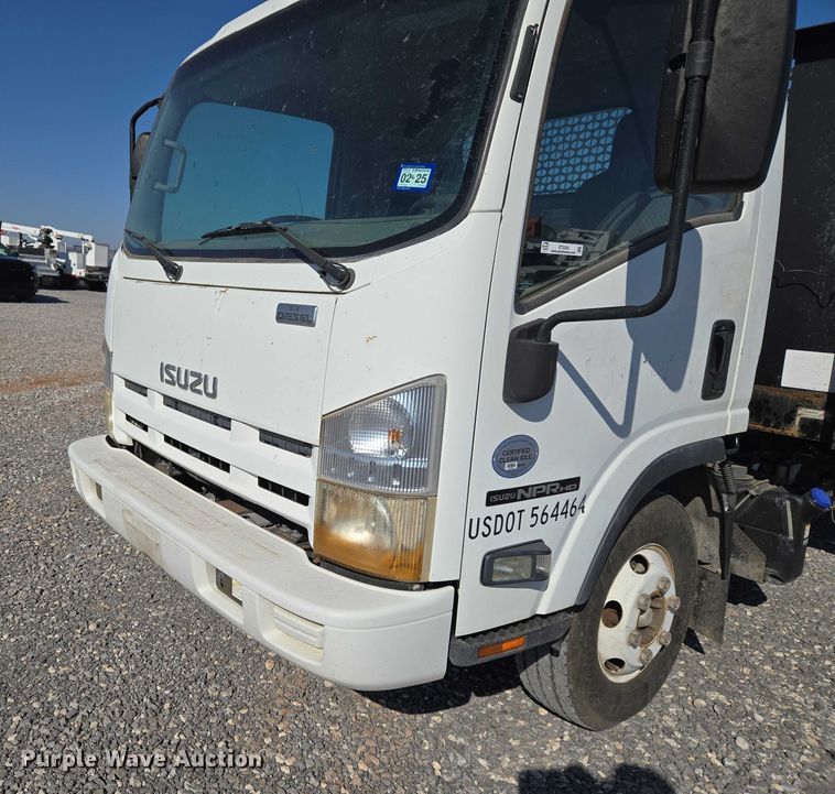 image for item ET5259 2012 Isuzu NPR flatbed truck