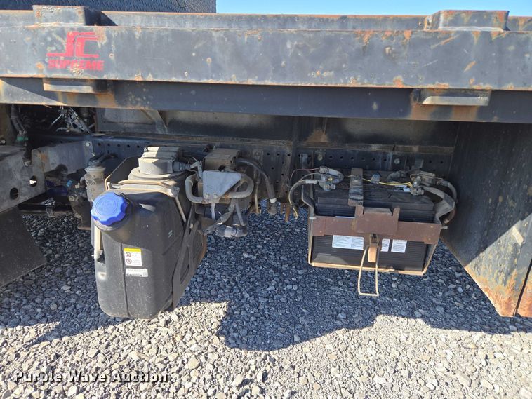 image for item ET5259 2012 Isuzu NPR flatbed truck