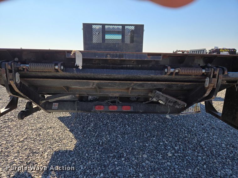 image for item ET5259 2012 Isuzu NPR flatbed truck