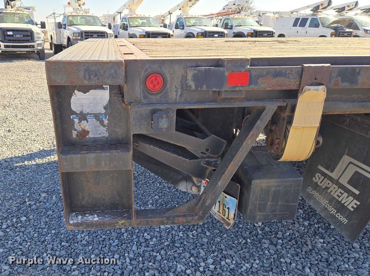 image for item ET5259 2012 Isuzu NPR flatbed truck
