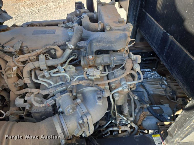 image for item ET5259 2012 Isuzu NPR flatbed truck