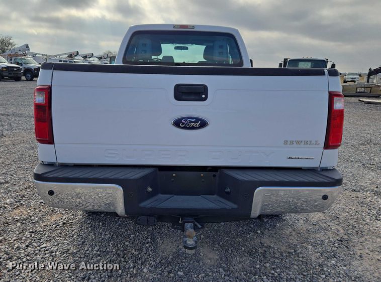 image for item ET5260 2015 Ford F250 Super Duty SuperCab pickup truck