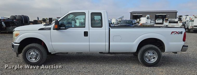 image for item ET5260 2015 Ford F250 Super Duty SuperCab pickup truck