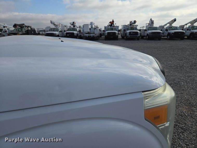 image for item ET5260 2015 Ford F250 Super Duty SuperCab pickup truck