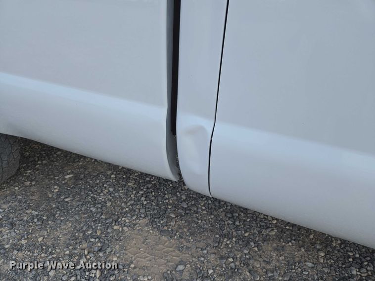 image for item ET5260 2015 Ford F250 Super Duty SuperCab pickup truck