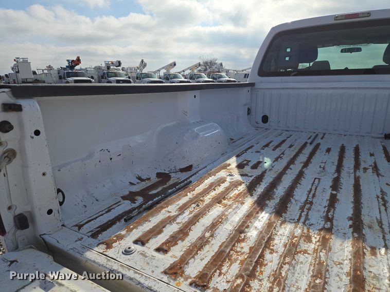 image for item ET5260 2015 Ford F250 Super Duty SuperCab pickup truck