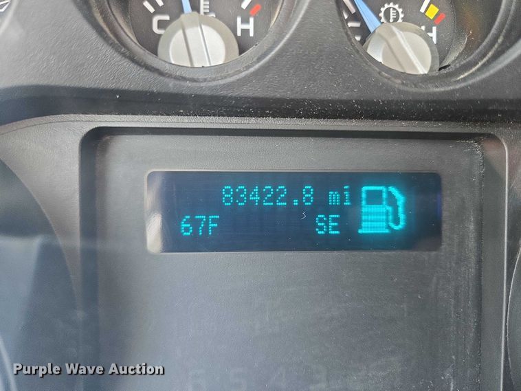 image for item ET5260 2015 Ford F250 Super Duty SuperCab pickup truck