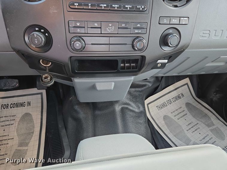 image for item ET5260 2015 Ford F250 Super Duty SuperCab pickup truck