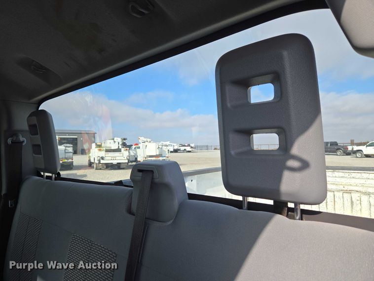 image for item ET5260 2015 Ford F250 Super Duty SuperCab pickup truck