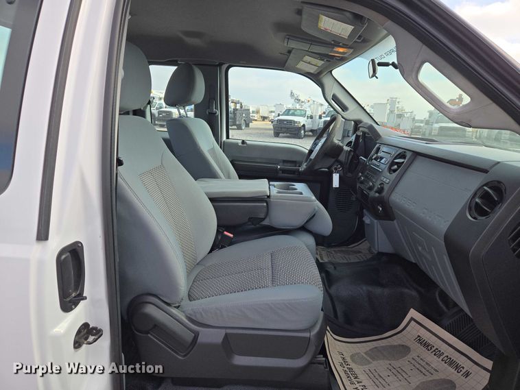 image for item ET5260 2015 Ford F250 Super Duty SuperCab pickup truck