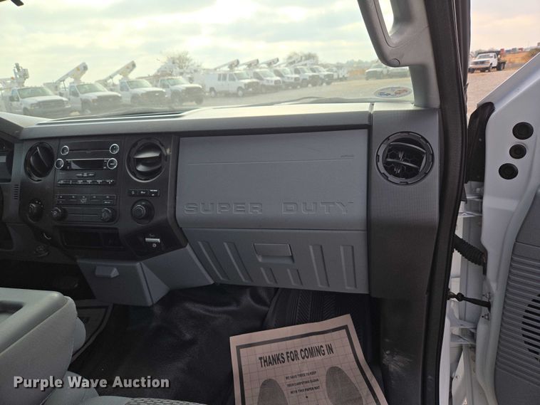 image for item ET5260 2015 Ford F250 Super Duty SuperCab pickup truck