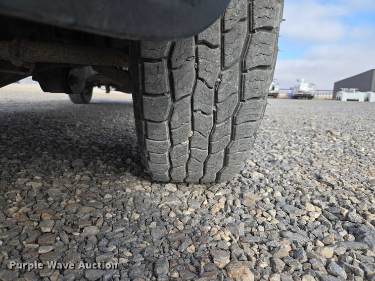 image for item ET5260 2015 Ford F250 Super Duty SuperCab pickup truck