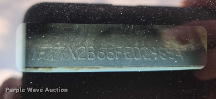 image for item ET5260 2015 Ford F250 Super Duty SuperCab pickup truck