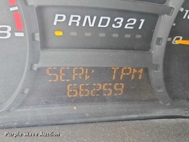 image for item ET5261 2008 Chevrolet Colorado pickup truck