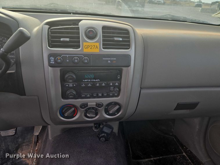 image for item ET5261 2008 Chevrolet Colorado pickup truck