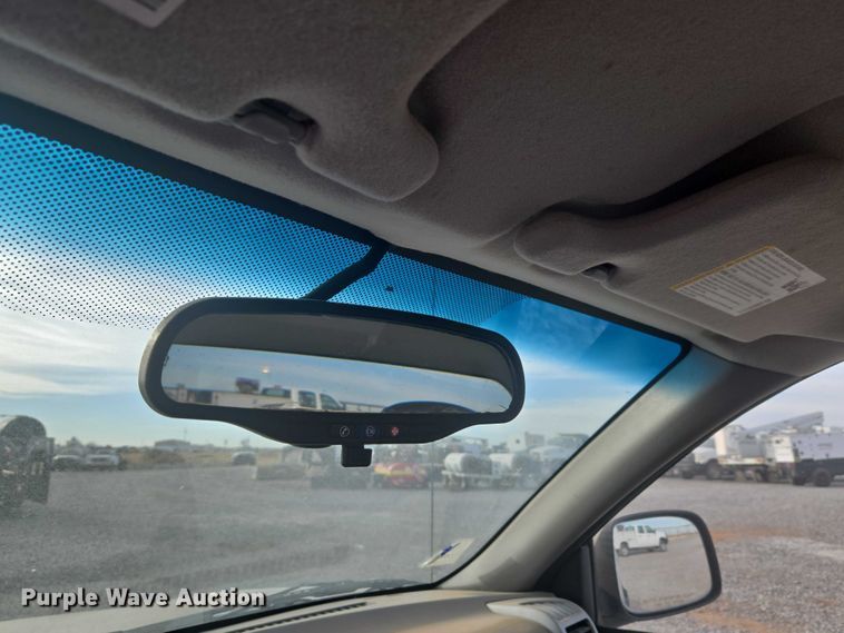 image for item ET5261 2008 Chevrolet Colorado pickup truck