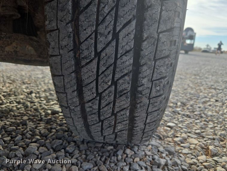 image for item ET5261 2008 Chevrolet Colorado pickup truck