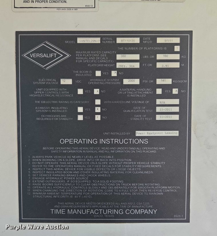 image for item ET5262 2011 Ford E350 Super Duty van with bucket lift