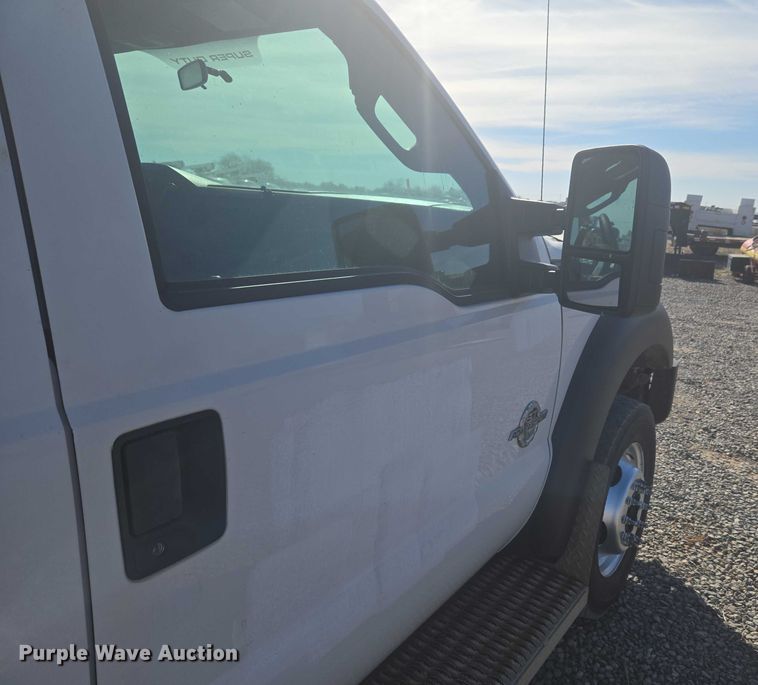 image for item ET5263 2012 Ford F550 Super Duty Crew Cab utility / service truck