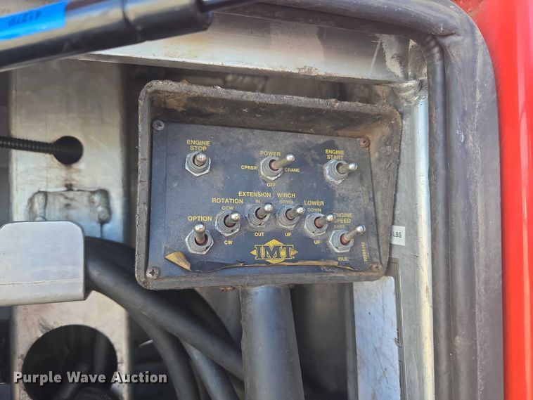 image for item ET5263 2012 Ford F550 Super Duty Crew Cab utility / service truck