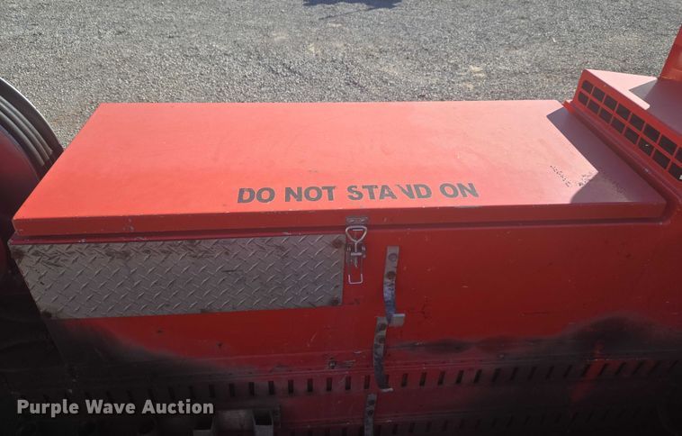 image for item ET5263 2012 Ford F550 Super Duty Crew Cab utility / service truck