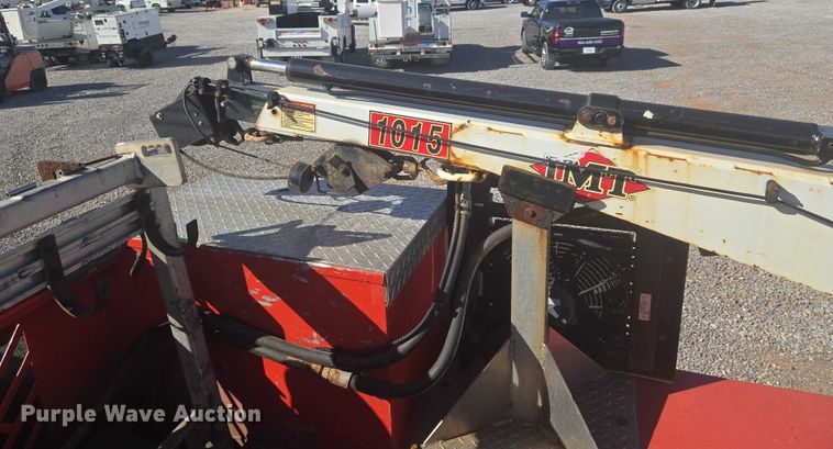 image for item ET5263 2012 Ford F550 Super Duty Crew Cab utility / service truck