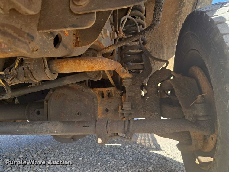 image for item ET5263 2012 Ford F550 Super Duty Crew Cab utility / service truck