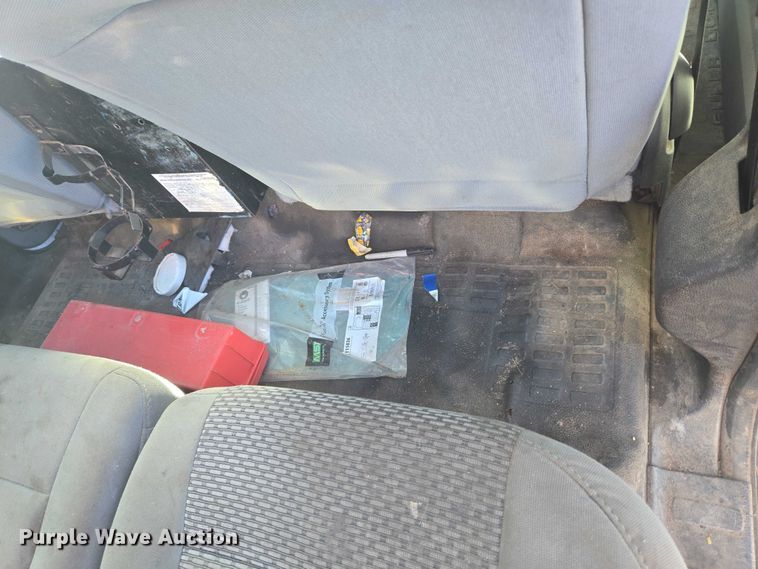 image for item ET5263 2012 Ford F550 Super Duty Crew Cab utility / service truck