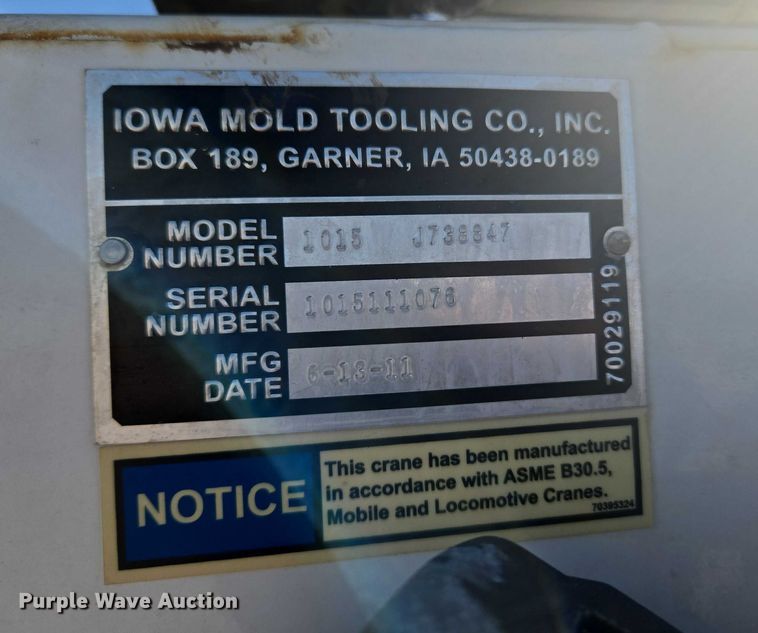 image for item ET5263 2012 Ford F550 Super Duty Crew Cab utility / service truck