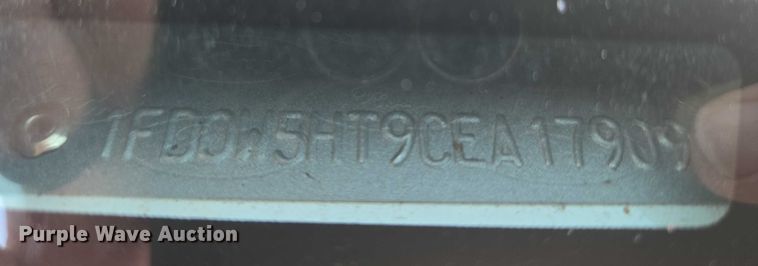 image for item ET5263 2012 Ford F550 Super Duty Crew Cab utility / service truck