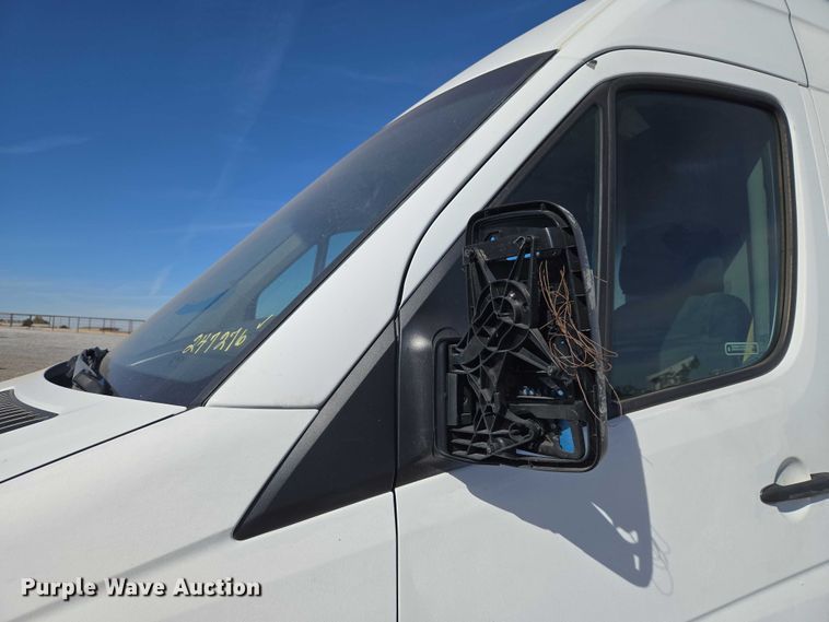 image for item ET5264 2016 Mercedes-Benz Sprinter 2500 delivery van