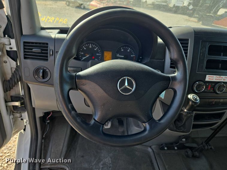 image for item ET5264 2016 Mercedes-Benz Sprinter 2500 delivery van