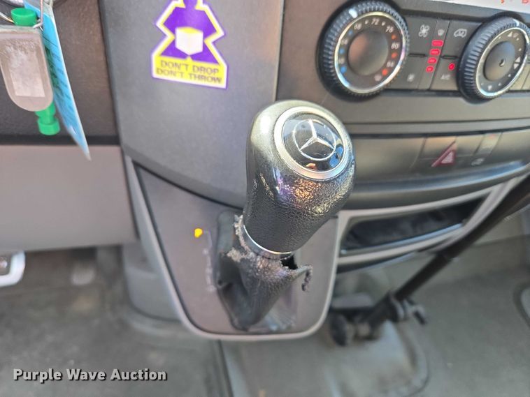 image for item ET5264 2016 Mercedes-Benz Sprinter 2500 delivery van