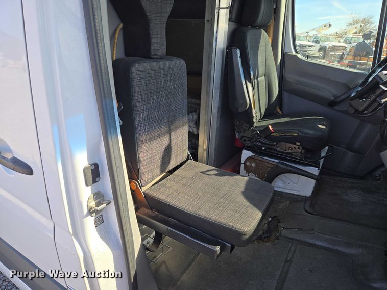 image for item ET5264 2016 Mercedes-Benz Sprinter 2500 delivery van