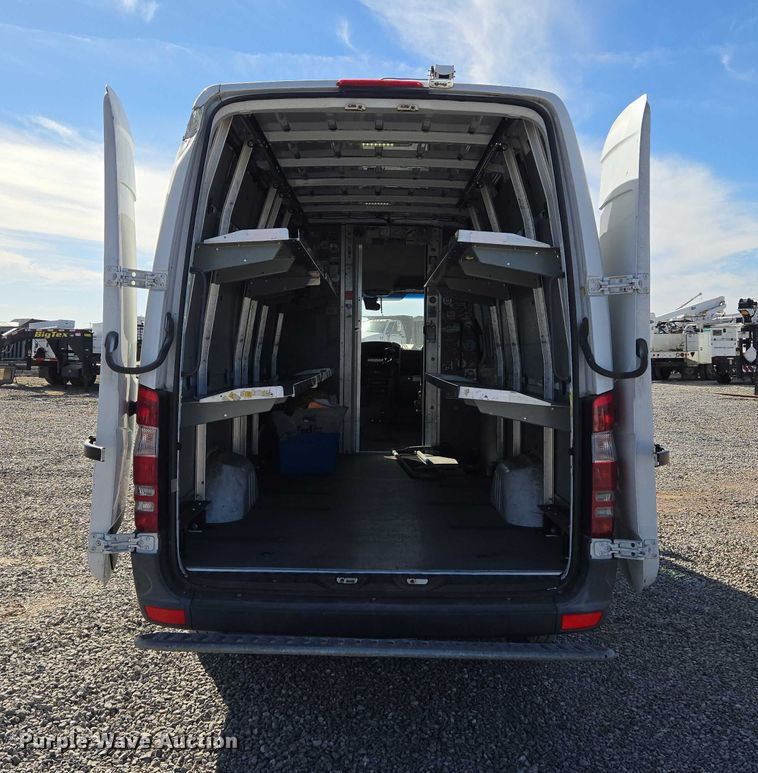 image for item ET5264 2016 Mercedes-Benz Sprinter 2500 delivery van