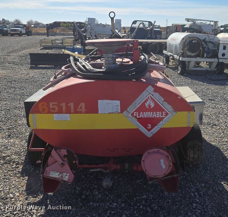 image for item ET5265 Spokane Industries Inc BOW-SVU 616S vacuum fuel trailer