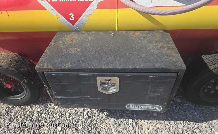 image for item ET5265 Spokane Industries Inc BOW-SVU 616S vacuum fuel trailer