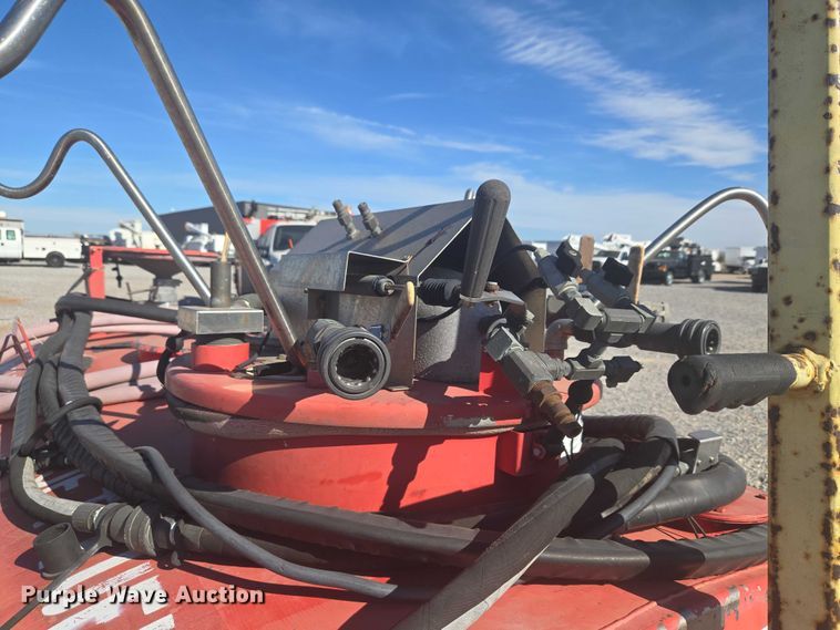 image for item ET5265 Spokane Industries Inc BOW-SVU 616S vacuum fuel trailer