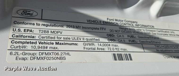 image for item ET5269 2013 Ford F250 Super Duty utility bed pickup truck