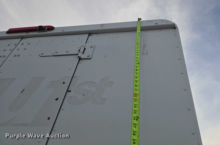 image for item ET5270 2014 Freightliner MT45 delivery truck