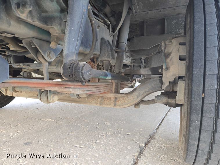 image for item ET5270 2014 Freightliner MT45 delivery truck