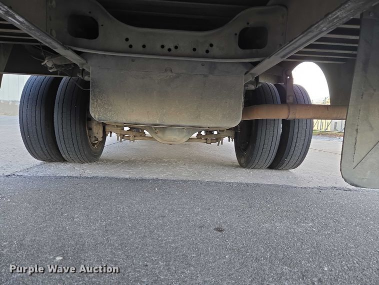 image for item ET5270 2014 Freightliner MT45 delivery truck