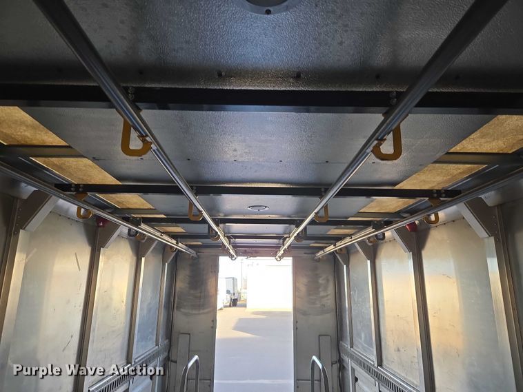 image for item ET5270 2014 Freightliner MT45 delivery truck