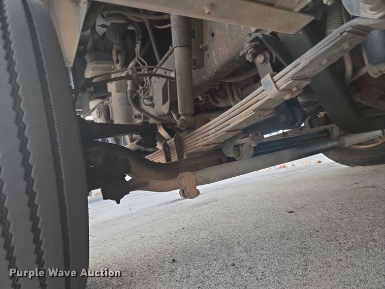 image for item ET5271 2017 Freightliner MT45  delivery truck