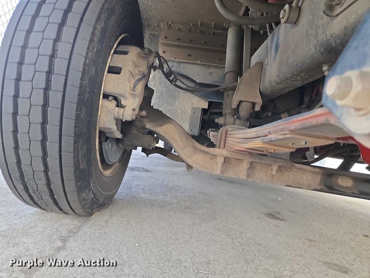 image for item ET5271 2017 Freightliner MT45  delivery truck