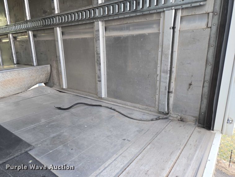 image for item ET5271 2017 Freightliner MT45  delivery truck