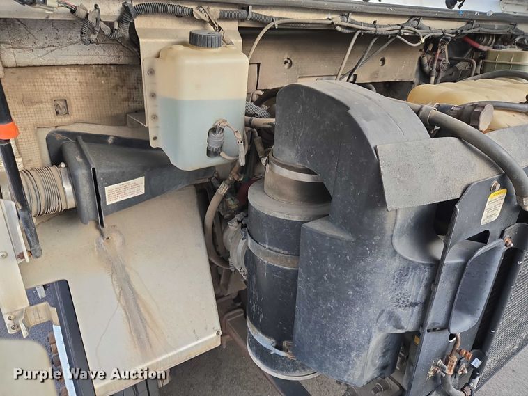 image for item ET5271 2017 Freightliner MT45  delivery truck